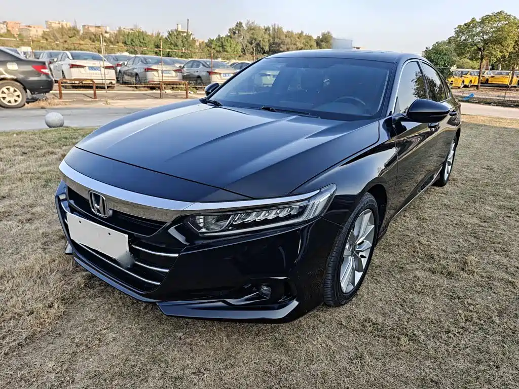 Honda Accord 2022 — фото 2