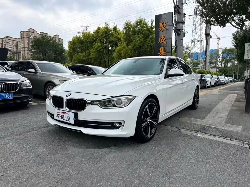 BMW 3 Series 2015 — фото 1