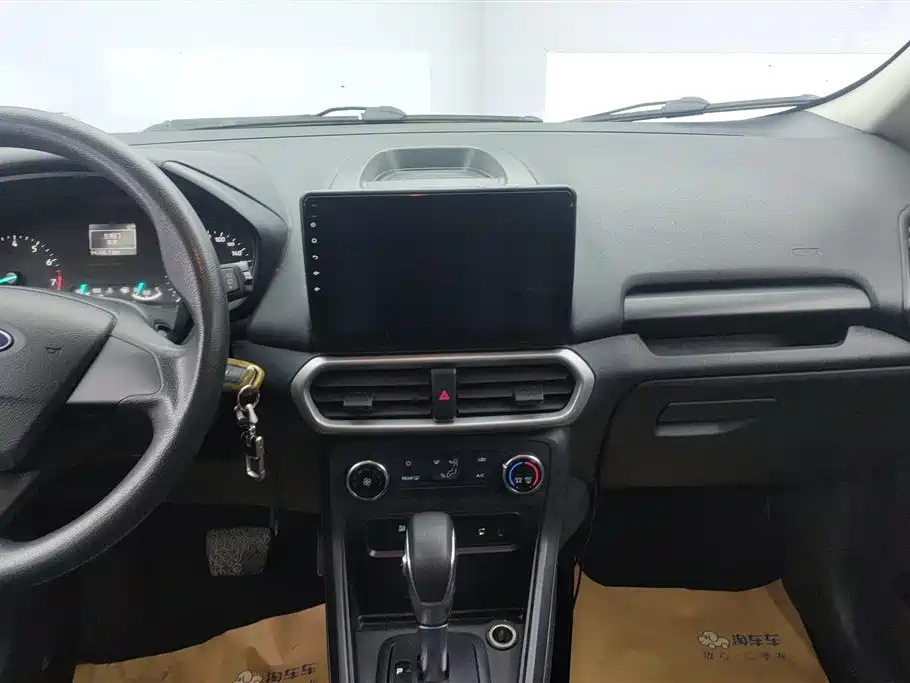 Ford Ecosport 2018 — фото 13