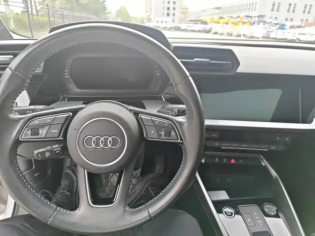 Audi A3 2022 — фото 16