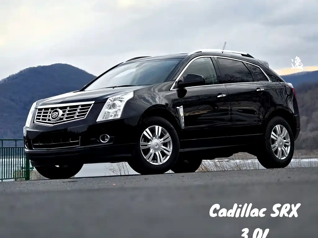 Cadillac SRX 2013 — фото 1