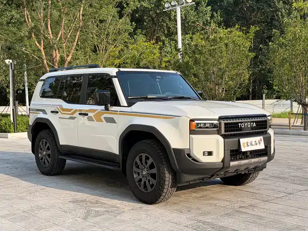 Toyota Prado 2024