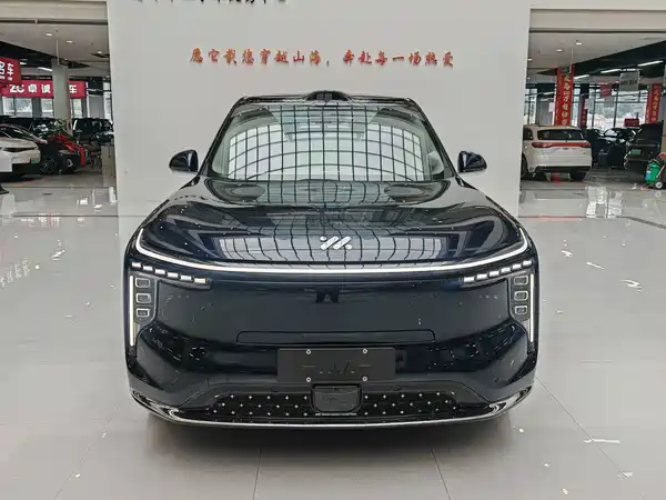IM Motors LS9 2025