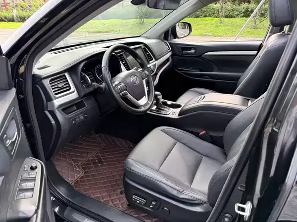 Toyota Highlander 2019