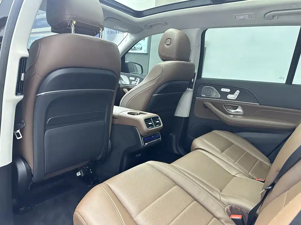 Mercedes-Benz GLS 2024 — фото 14