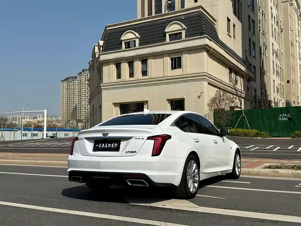 Cadillac CT5 2022 — фото 15