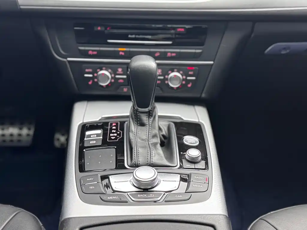 Audi A6 2018 — фото 14