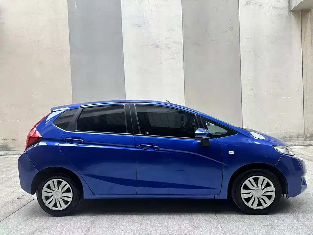 Honda Fit 2015 — фото 2