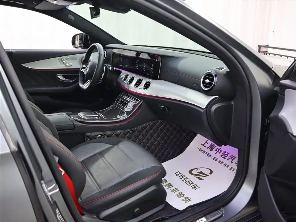 Mercedes-Benz E-Class AMG 2023 — фото 19