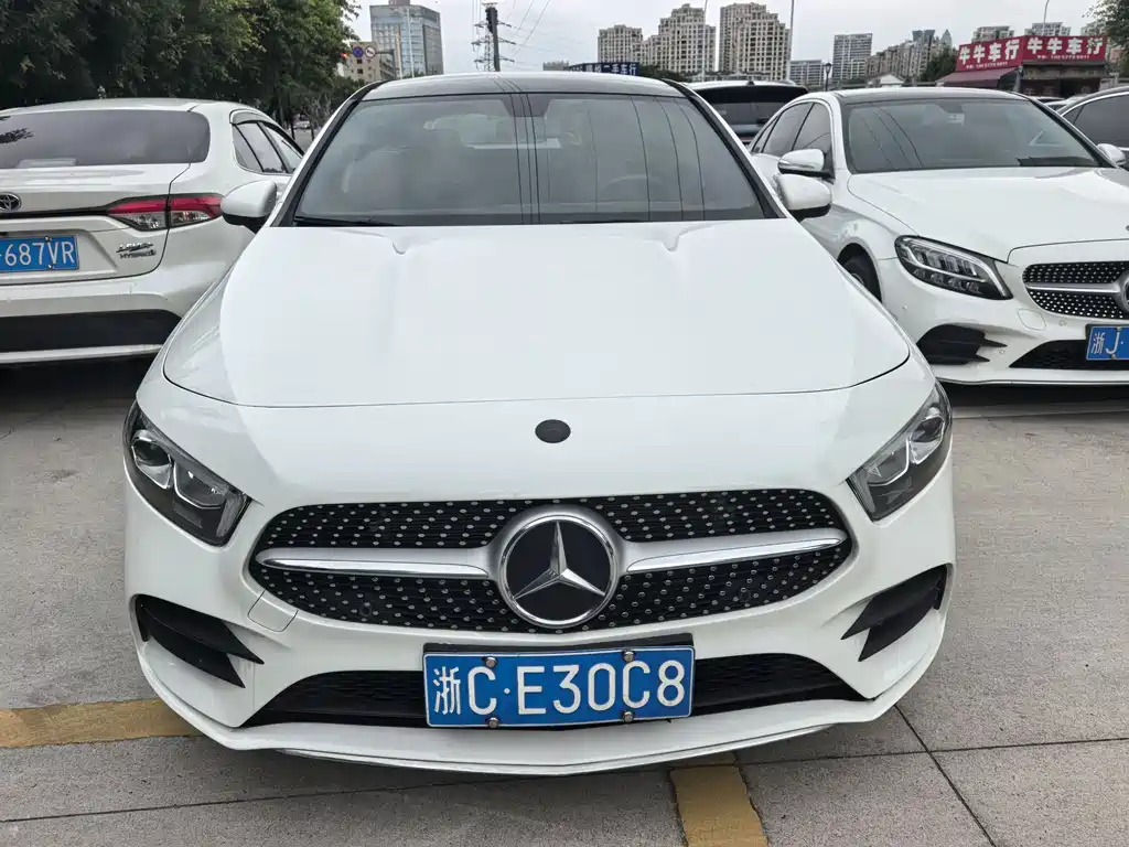 Mercedes-Benz A-Class 2021 — фото 2
