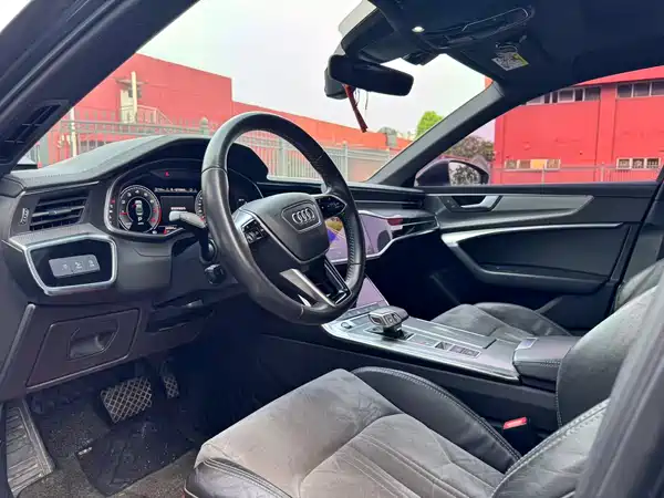 Audi A6L 2020