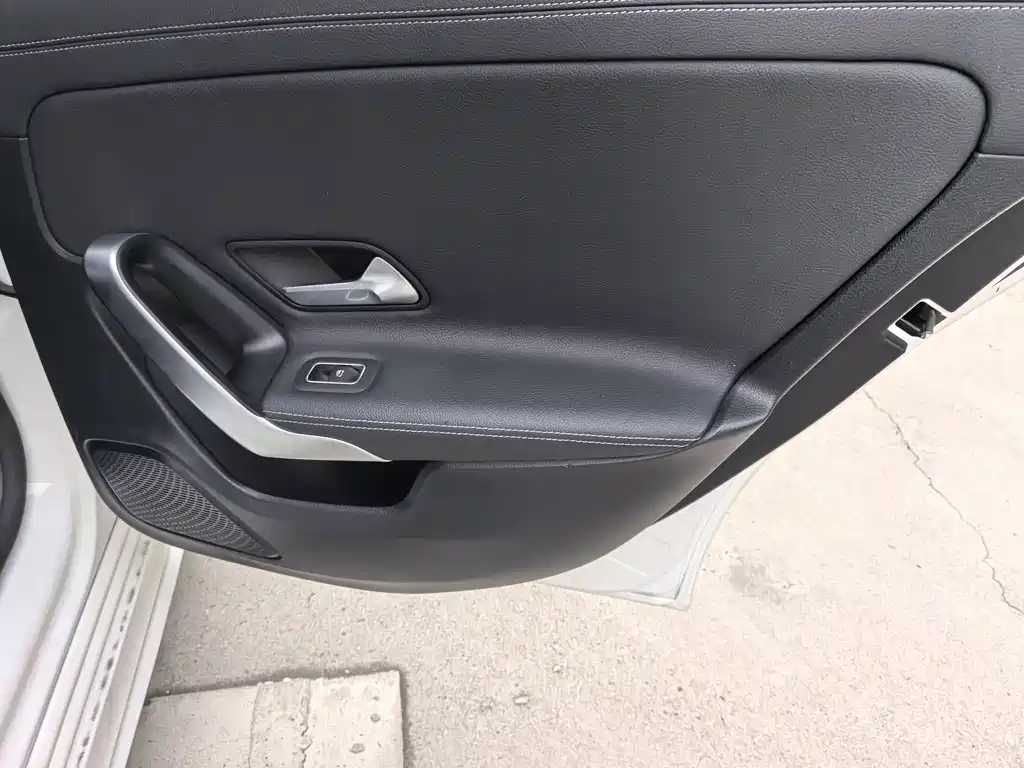 Mercedes-Benz A-Class 2021 — фото 20