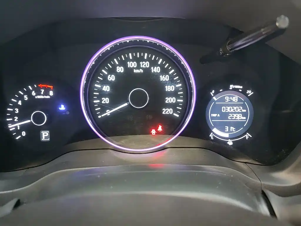 Honda Vezel 2020 — фото 12