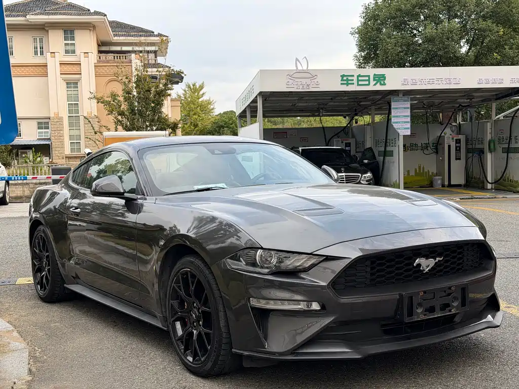 Ford Mustang 2018 — фото 3