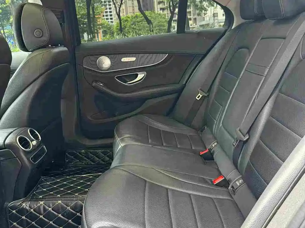Mercedes-Benz C-Class 2019 — фото 10