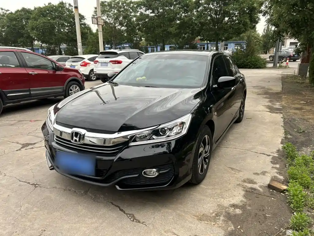Honda Accord 2018 — фото 2