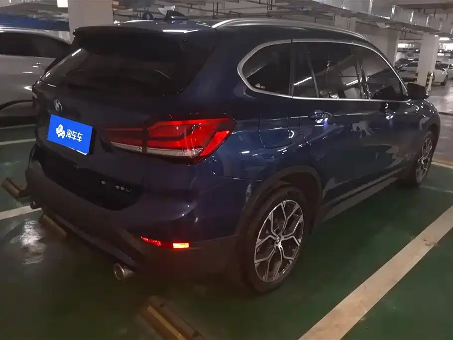 BMW X1 2022 — фото 3