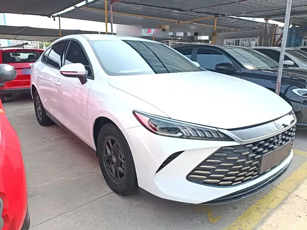 BYD Qin PLUS 2025 — фото 4
