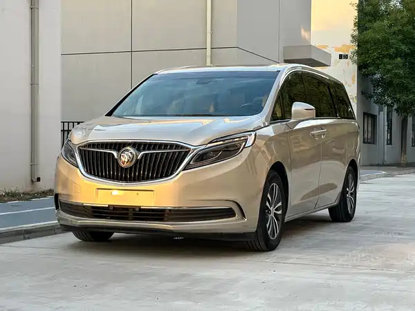 Buick GL8 2017