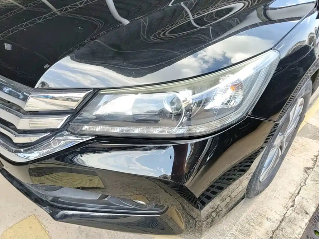 Honda Accord 2016 — фото 24
