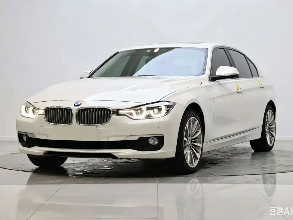 BMW 3 Series 2019 — фото 1