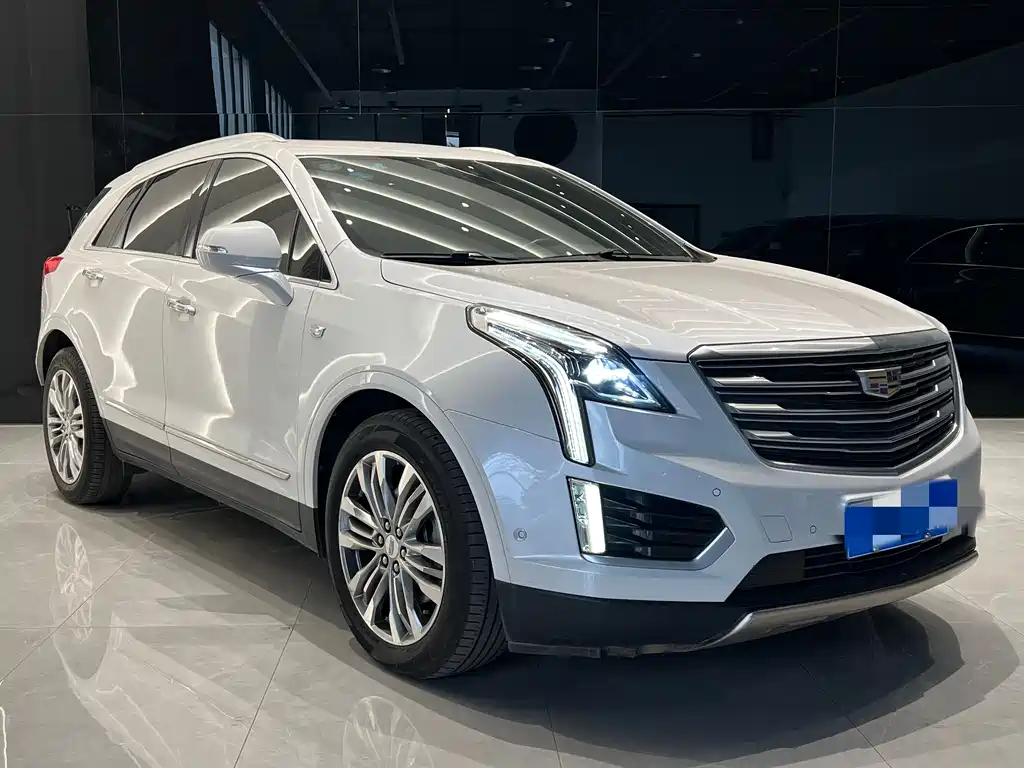 Cadillac XT5 2017 — фото 3