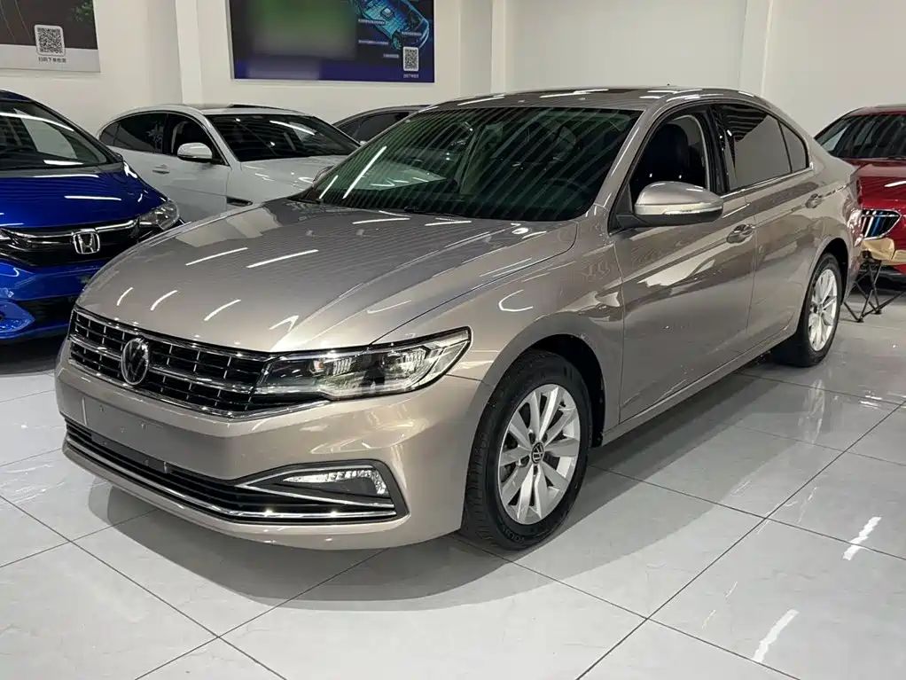 Volkswagen Bora 2021