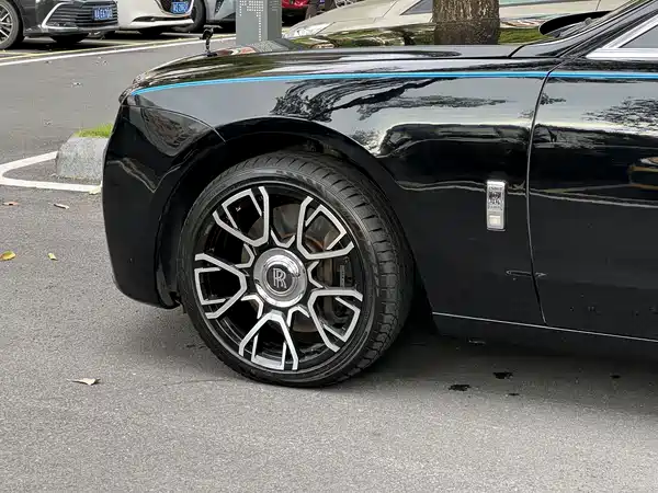 Rolls-Royce Ghost 2011