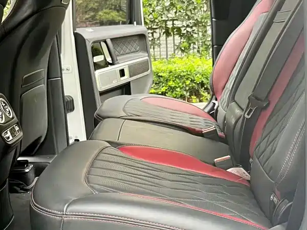 Mercedes-Benz G-Class 2024