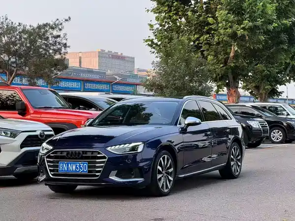 Audi A4 2021