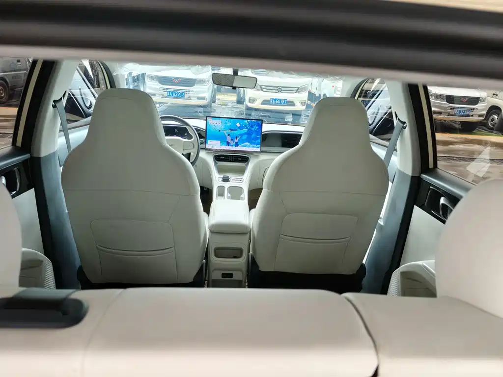 Geely Galaxy Starwish 2024 — фото 15