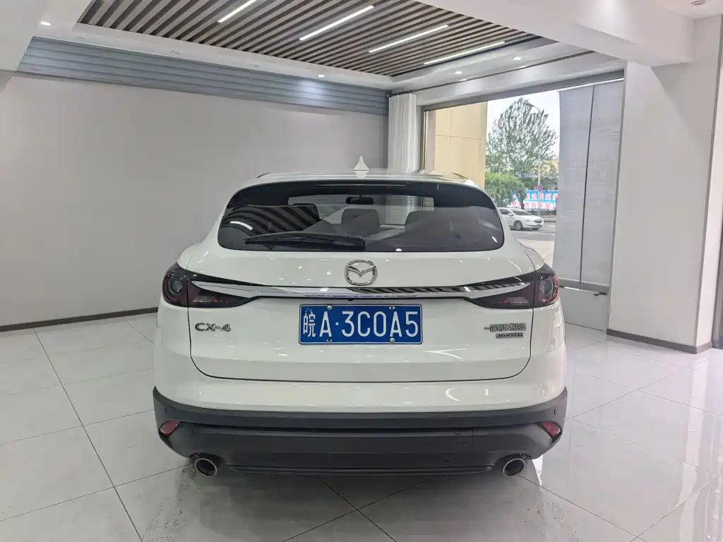 Mazda CX-4 2021