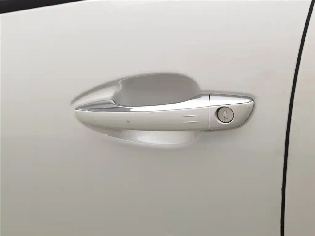 Peugeot 4008 2018 — фото 18