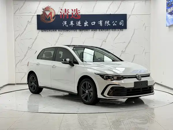 Volkswagen Golf 2023
