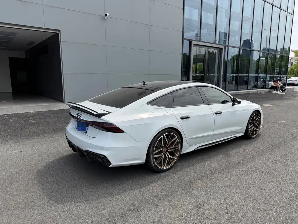 Audi A7 2021 — фото 13