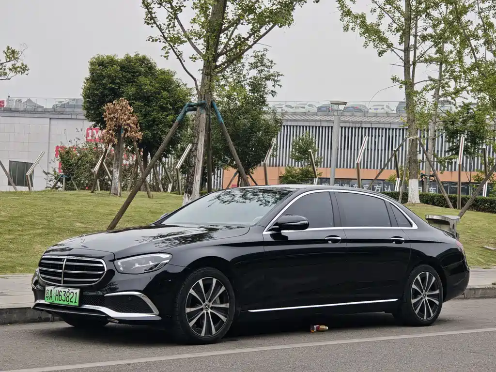 Mercedes-Benz E-Class New Energy 2022 — фото 1