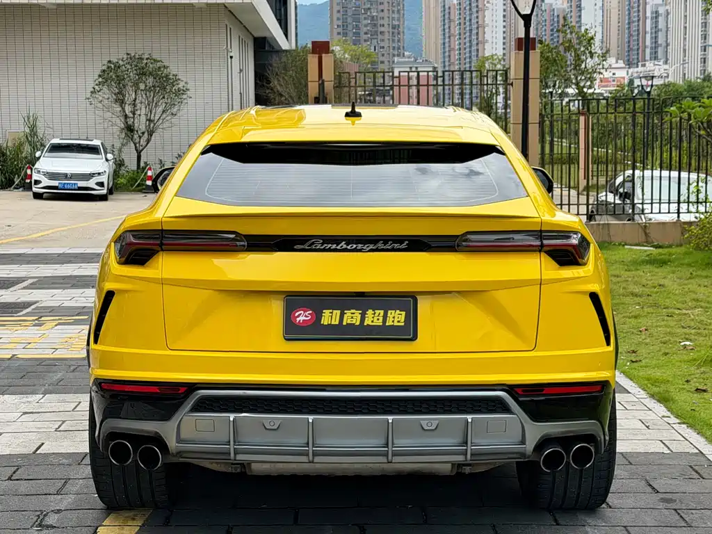 Lamborghini Urus 2019 — фото 6