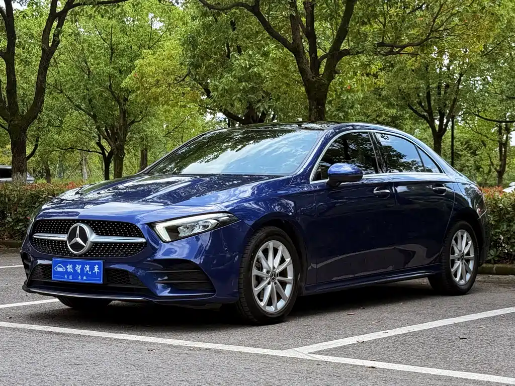 Mercedes-Benz A-Class 2021 — фото 1