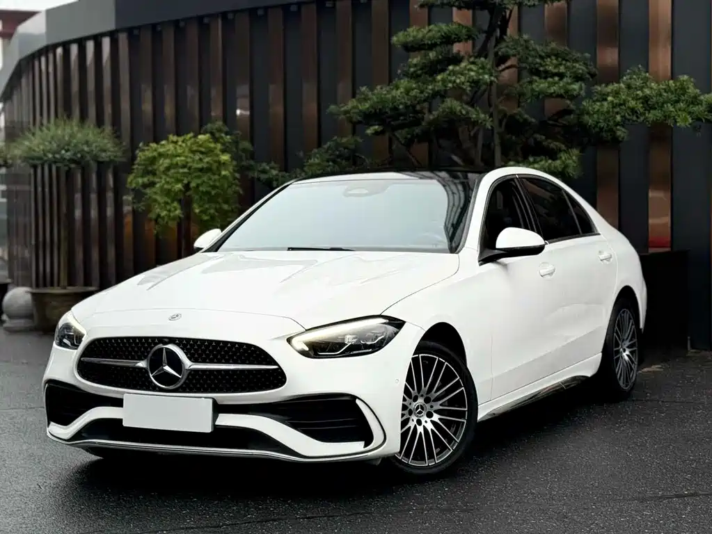 Mercedes-Benz C-Class 2022