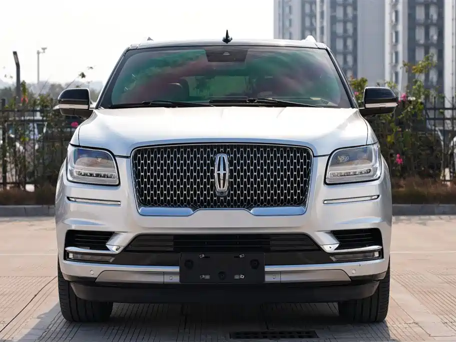 Lincoln Navigator 2021 — фото 3
