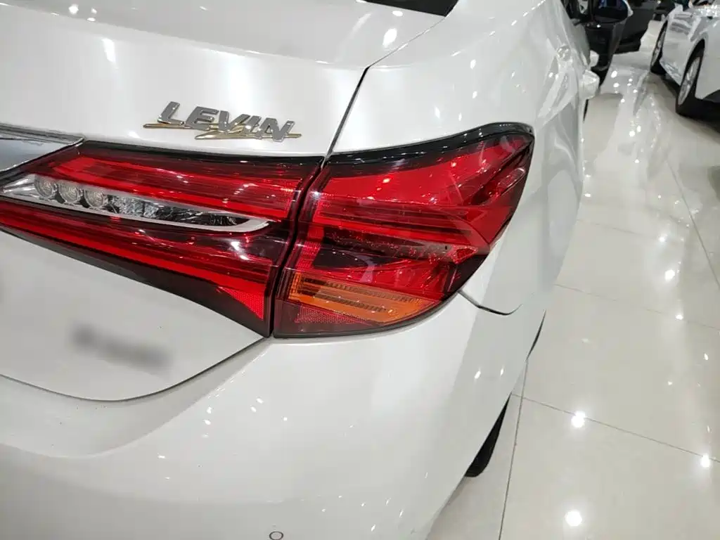 Toyota Levin 2018 — фото 8