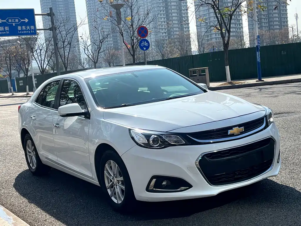 Chevrolet Malibu 2018 — фото 3