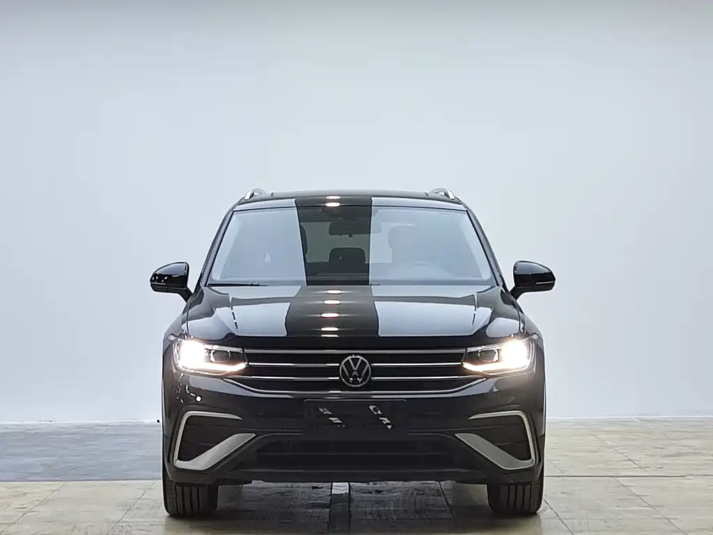 Volkswagen Tiguan L 2022 — фото 2
