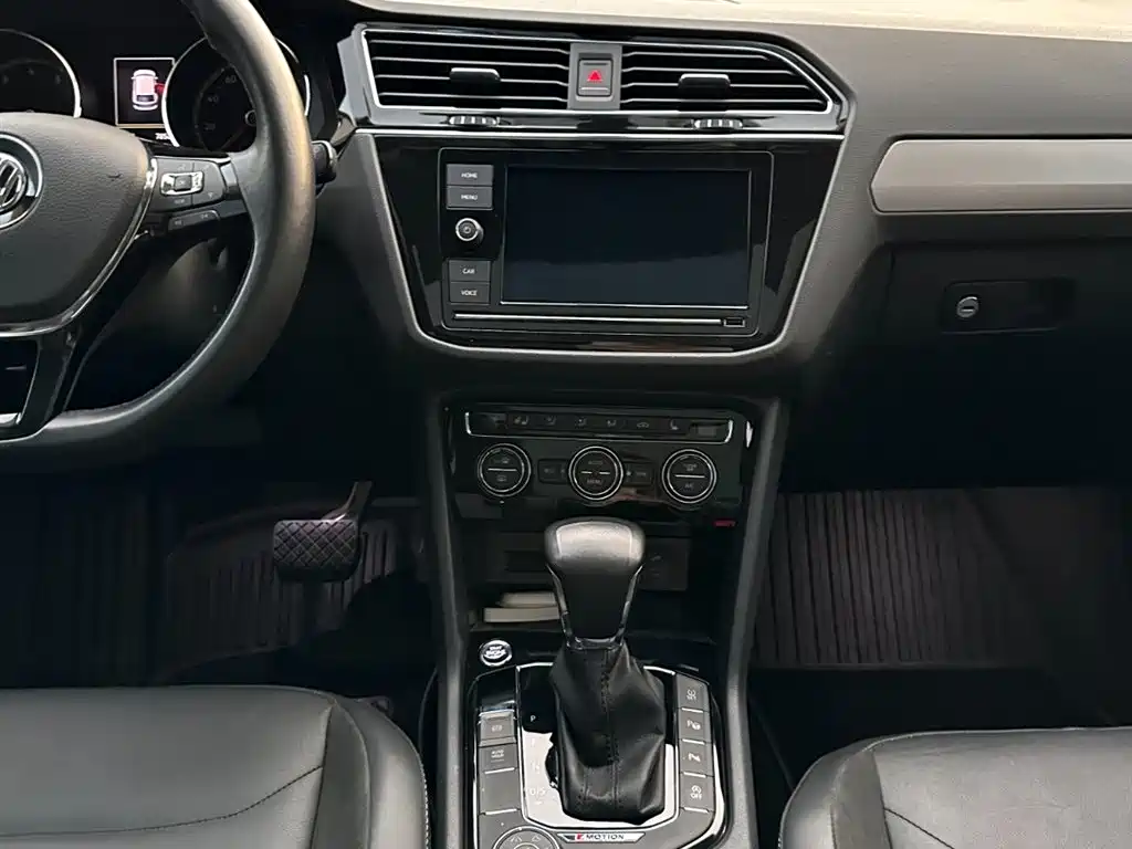 Volkswagen Tiguan L 2019 — фото 22