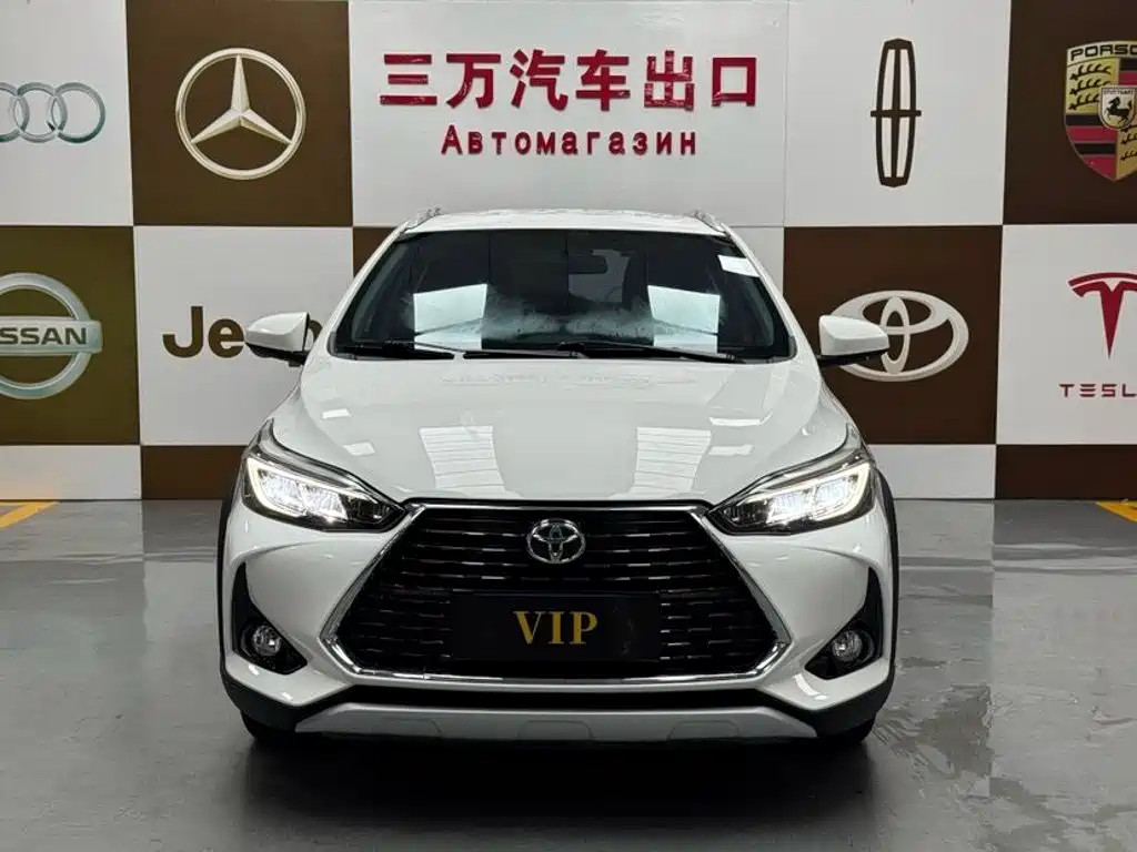 Toyota Yaris L 2022 — фото 2