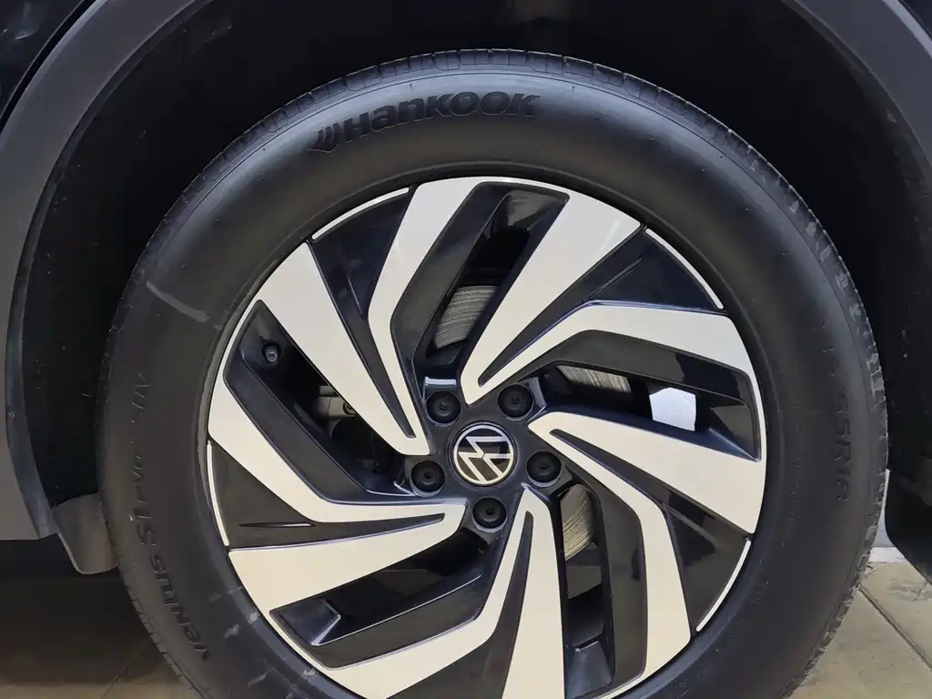 Volkswagen Tiguan L 2022 — фото 15