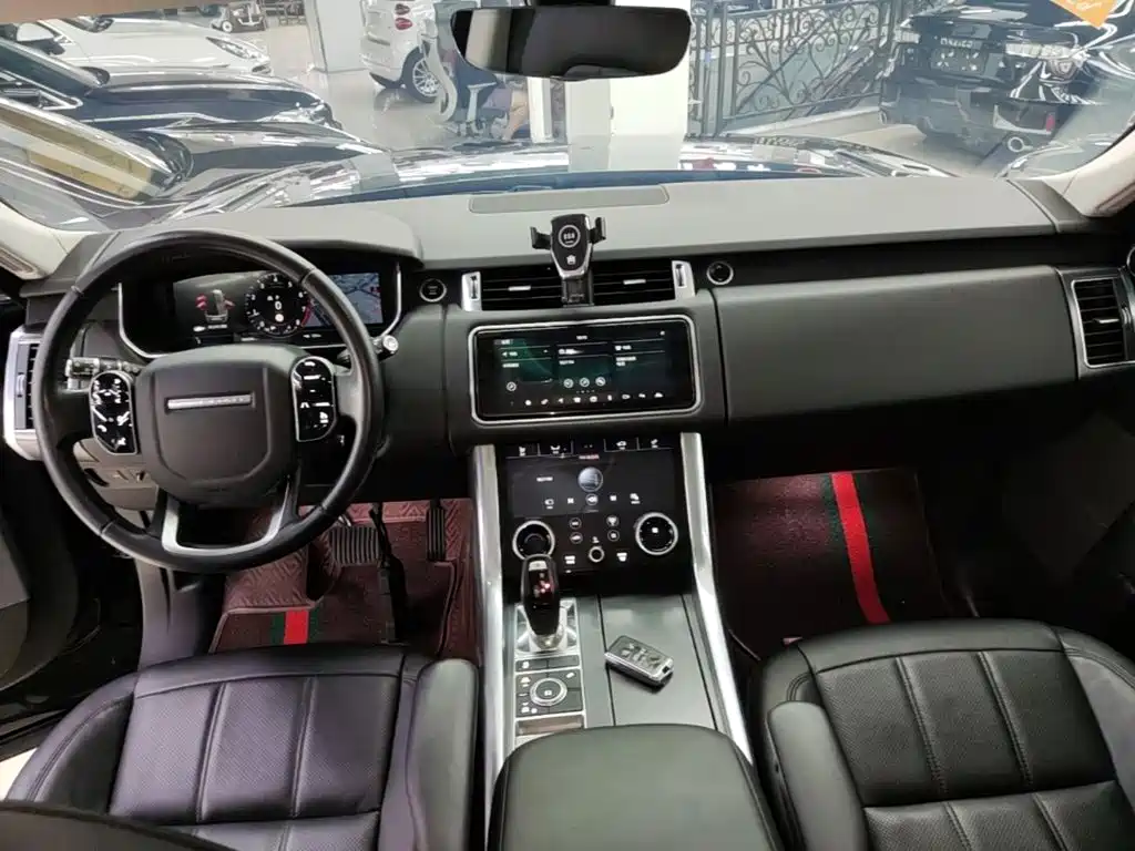 Land Rover Range Rover Sport 2020 — фото 10