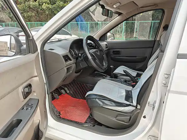 Wuling Hongguang 2020