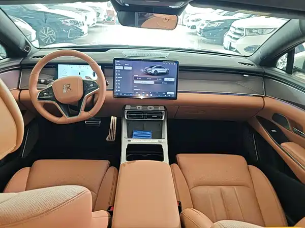BYD Han L 2025