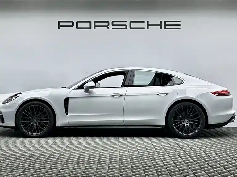 Porsche Panamera 2021 — фото 4